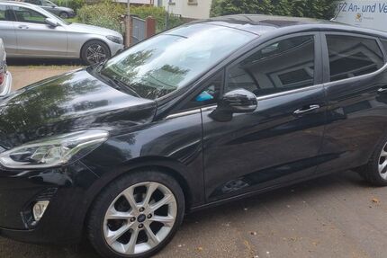 Ford Fiesta 146.000 km 7.100 &euro; Hanau 63457