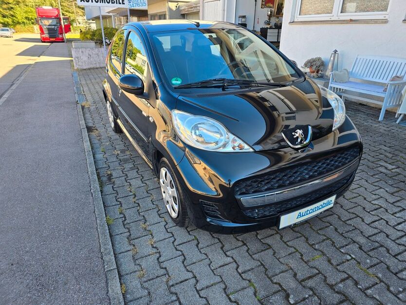 Peugeot 107 70.000 km 3.998 € Winterbach 73650