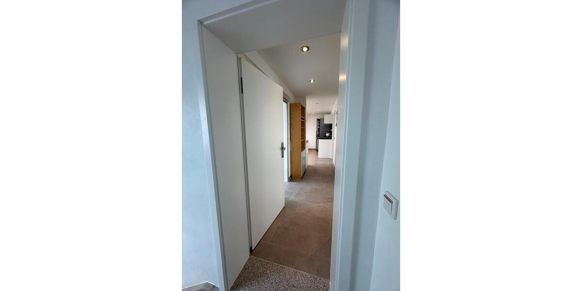 Dachgeschoßwohnung Erfurt Hochheim - 2 Zimmer, 52 m&sup2;, 600&euro; | Angebot:25561210