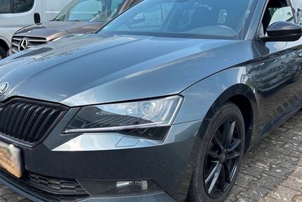 Skoda Superb 185.964 km 14.999 &euro; Waldeck 34513