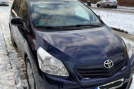 Toyota Verso 184.700 km 7.300 &euro; Potsdam 14469
