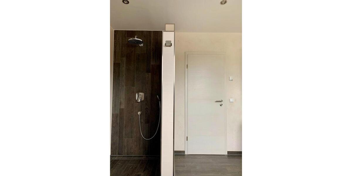 Einfamilienhaus Gifhorn - 8 Zimmer, 275 m&sup2;, 464.000&euro; | Angebot:27093078