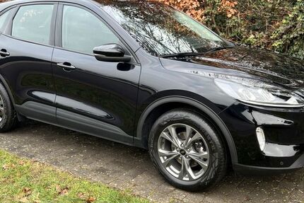 Ford Kuga 29.300 km 24.250 &euro; Hemmoor 21745