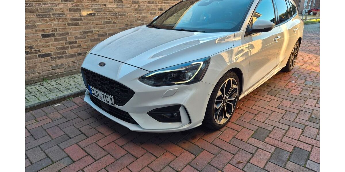 Ford Focus 151.800 km 10.995 &euro; Friesoythe 26169
