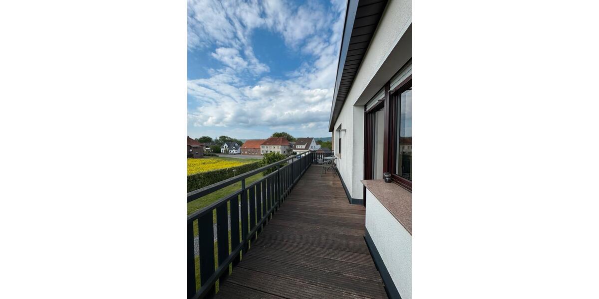 Etagenwohnung Porta Westfalica - 5 Zimmer, 182 m&sup2;, 1.350&euro; | Angebot:26604523