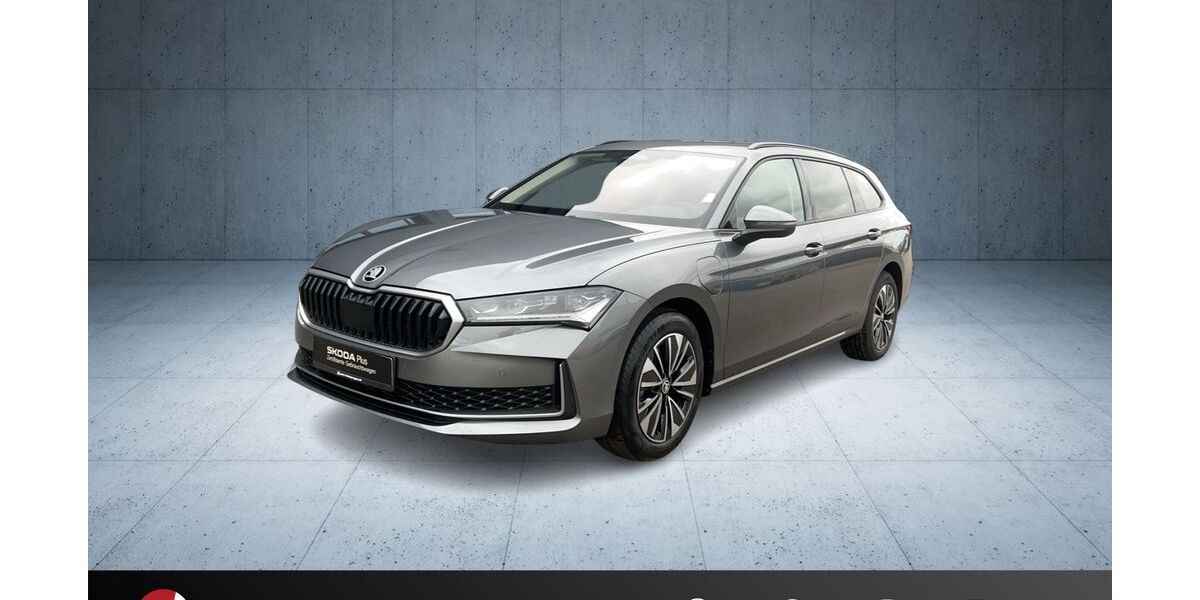 Skoda Superb 9.900 km 45.370 &euro; Regensburg 93049