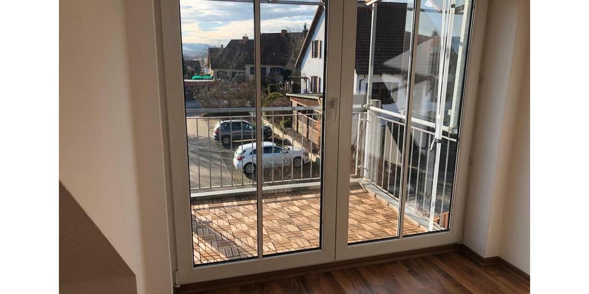 Maisonettenwohnung Burkhardtsdorf - 3 Zimmer, 80 m&sup2;, 85.000&euro; | Angebot:26926891