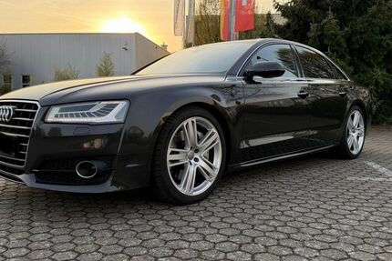 Audi A8 158.000 km 29.999 &euro; Troisdorf 53842
