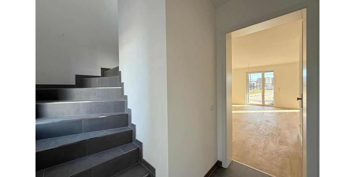 Reihenhaus Apen - 5 Zimmer, 126 m&sup2;, 1.290&euro; | Angebot:25782518