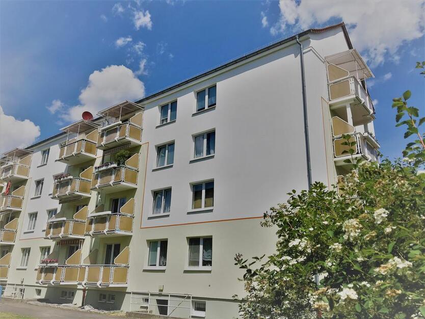 Modernisierte Wohnung in grüner und äußerst familiengerechter Umgebung zimmer