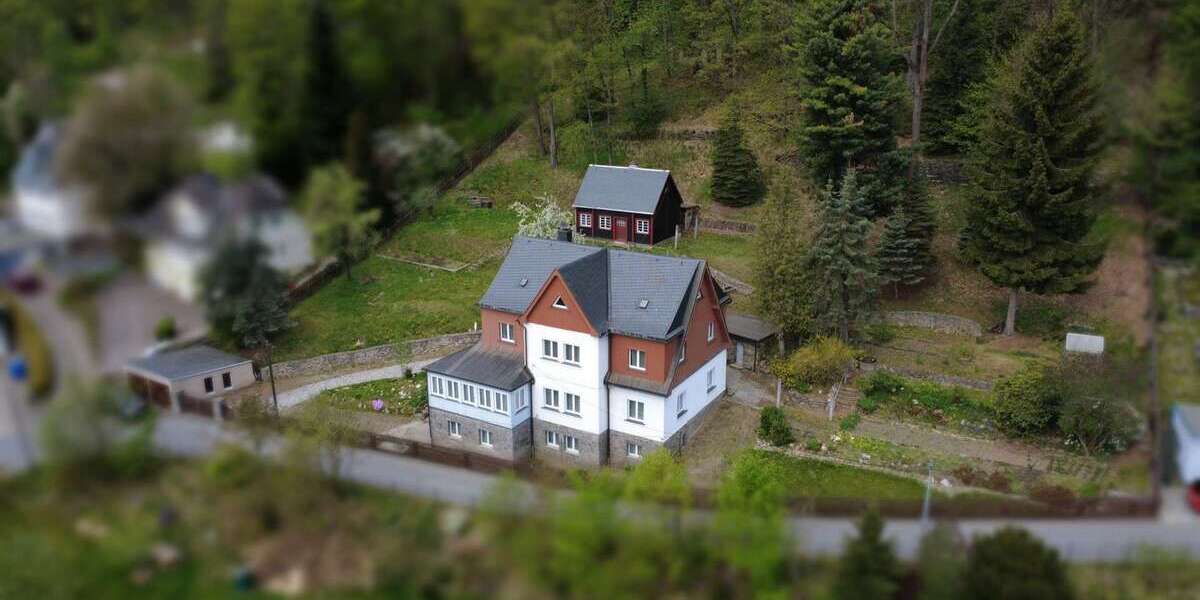 Einfamilienhaus Annaberg-Buchholz Buchholz - 9 Zimmer, 230 m&sup2;, 279.000&euro; | Angebot:26641068