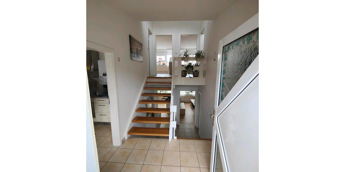 Etagenwohnung Nienburg (Weser) - 4.5 Zimmer, 102 m&sup2;, 349.000&euro; | Angebot:24346370