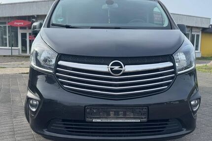 Opel Vivaro 227.771 km 10.299 € Parchim 19370