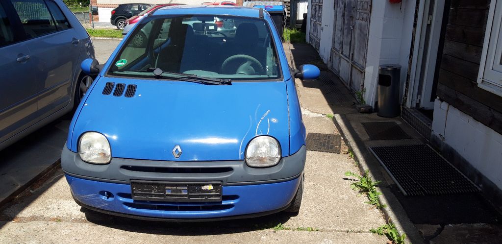 Renault Twingo 157.600 km 990 &euro; Schladen 38315