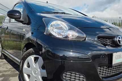 Toyota Aygo (X) 72.000 km 3.888 &euro; Paderborn 33102