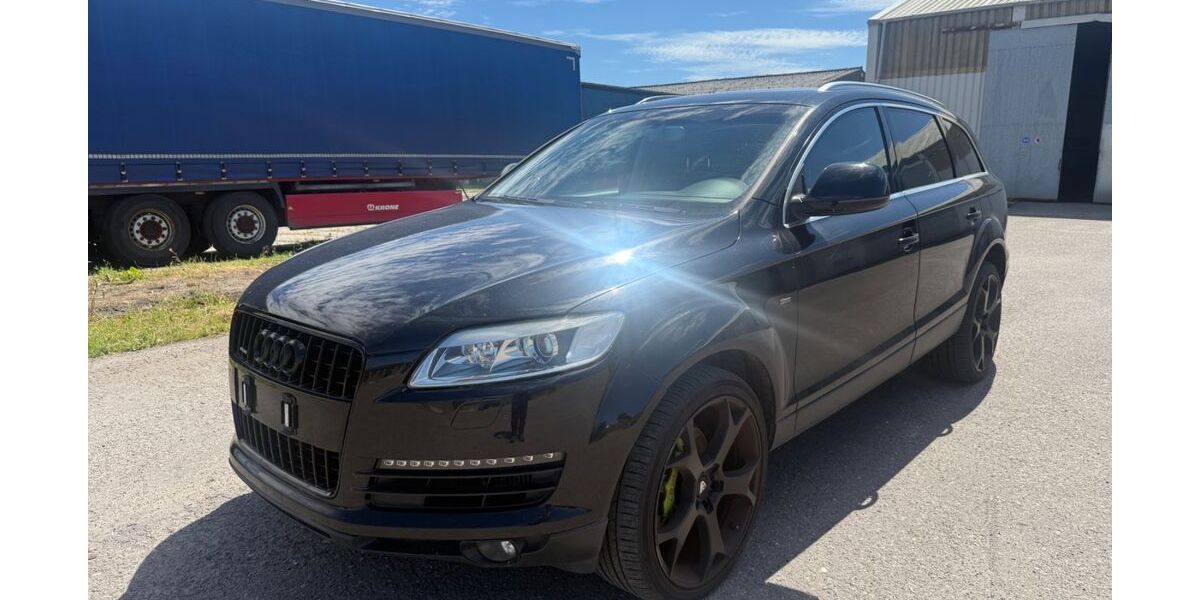 Audi Q7 297.019 km 4.700 &euro; Tessin 18195