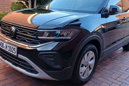 VW T-Cross 4.000 km 20.800 &euro; Wolfsburg 38446