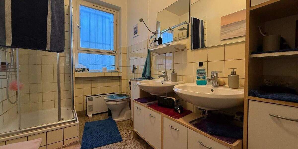 Etagenwohnung Mannheim Neckarau - 5 Zimmer, 177 m&sup2;, 295.000&euro; | Angebot:25730925