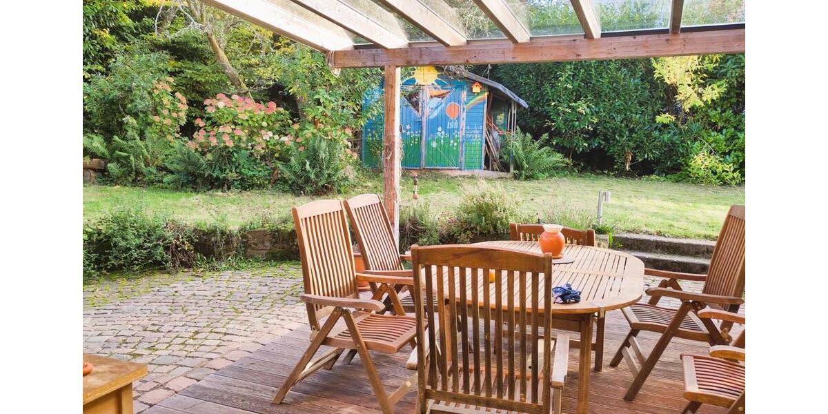 1-2 Familienhaus, hell, ruhig, energieeffizient, ökologisch 7 zimmer