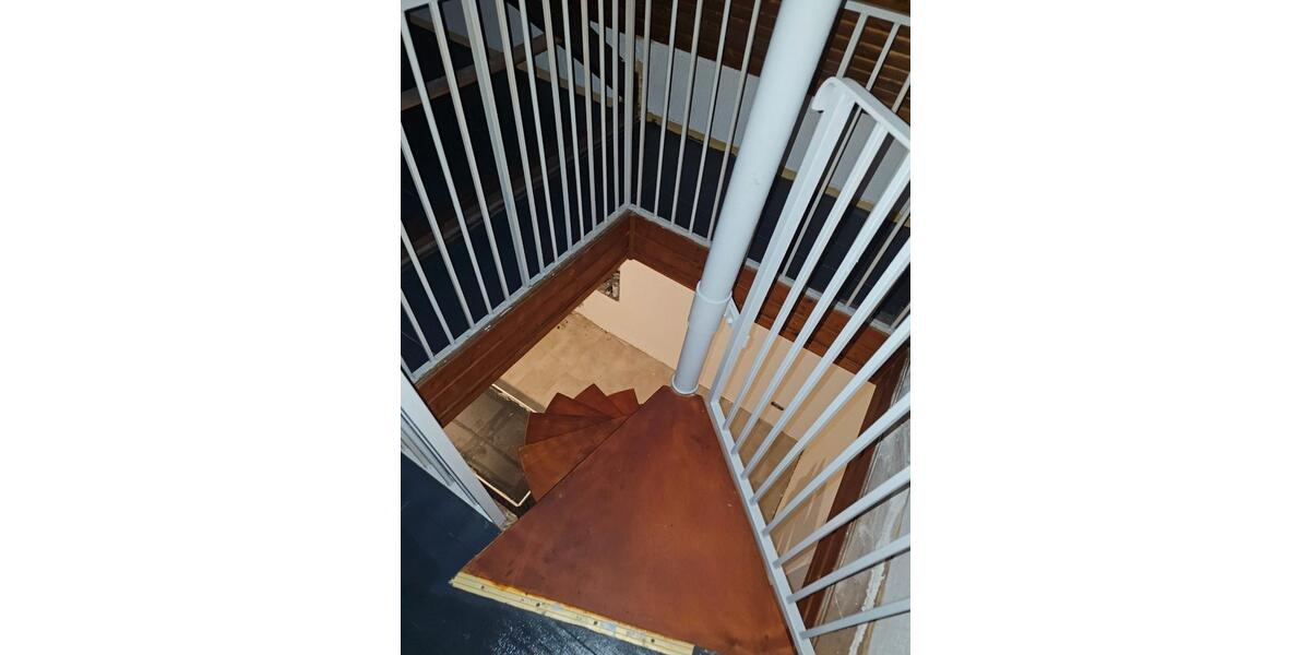 Einfamilienhaus Eppelborn - 7 Zimmer, 218 m&sup2;, 190.000&euro; | Angebot:26366733