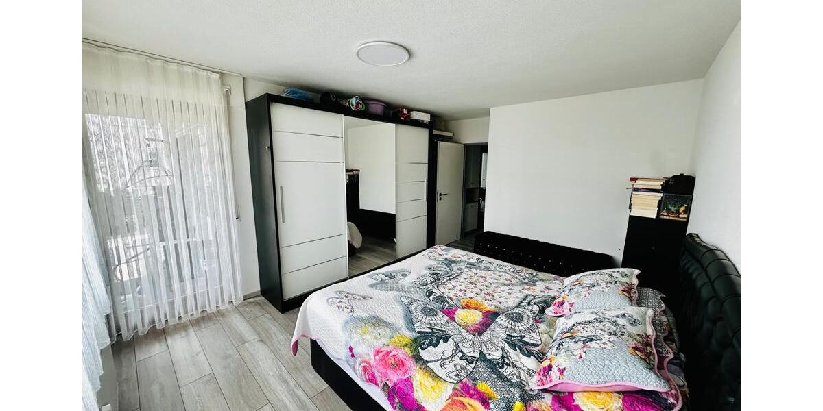 Etagenwohnung Villingen-Schwenningen Schwenningen - 3.5 Zimmer, 84 m&sup2;, 269.000&euro; | Angebot:26407441
