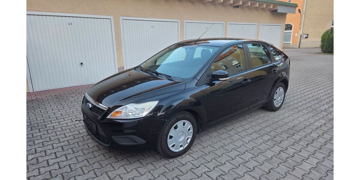 Ford Focus 119.000 km 4.200 &euro; München 81539