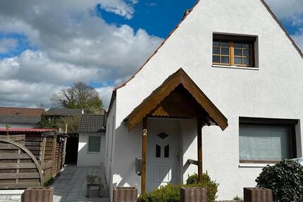 Haus Burg (Dithmarschen) - 3 Zimmer, 97 m&sup2;, 950&euro; | Angebot:25407963