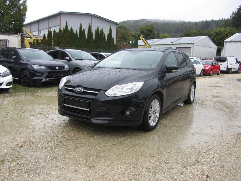Ford Focus 157.000 km 4.900 € Schelklingen 89601