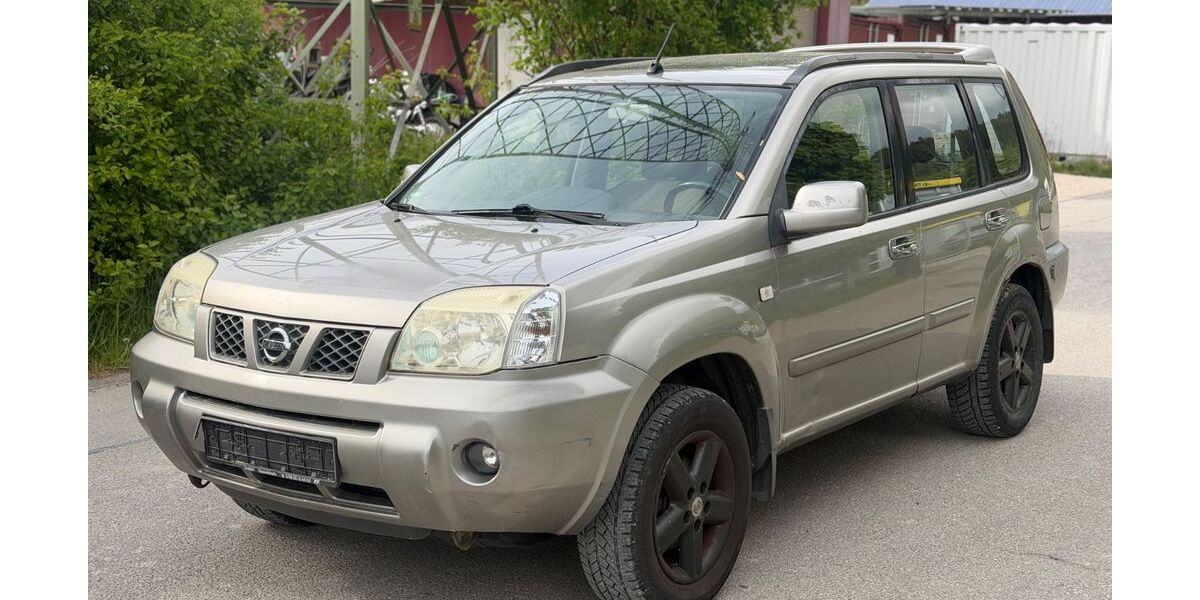 Nissan X-Trail 199.000 km 950 &euro; Strassberg 72479