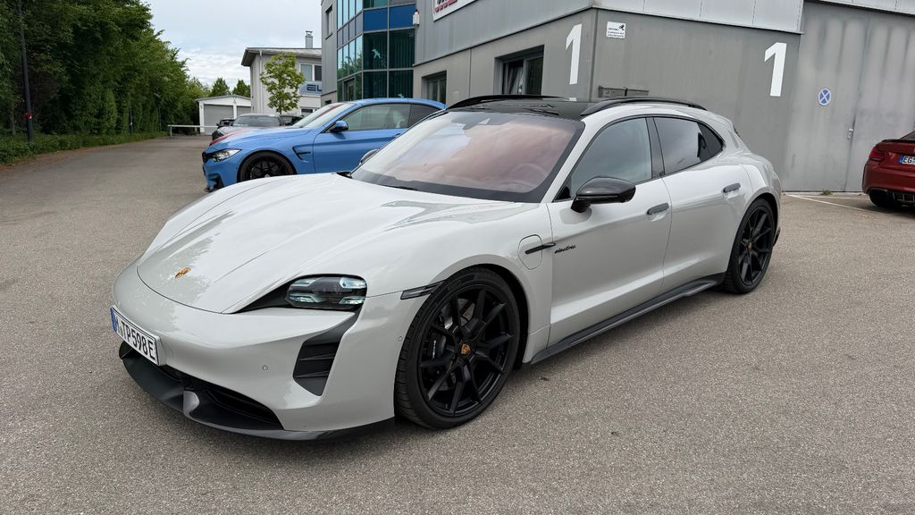 Porsche Taycan 23.000 km 89.900 &euro; Bergkirchen 85232