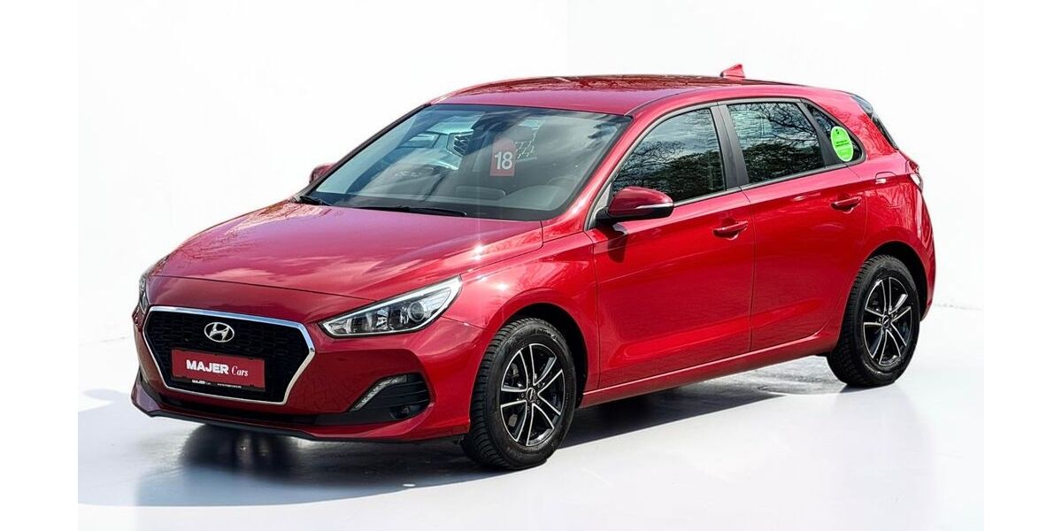Hyundai i30 51.909 km 11.900 &euro; Hamburg 22043