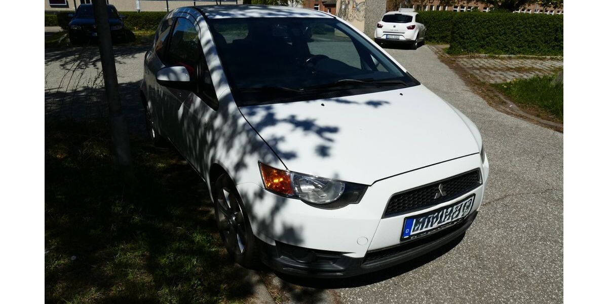 Mitsubishi Colt 131.000 km 3.950 &euro; Güstrow 18273