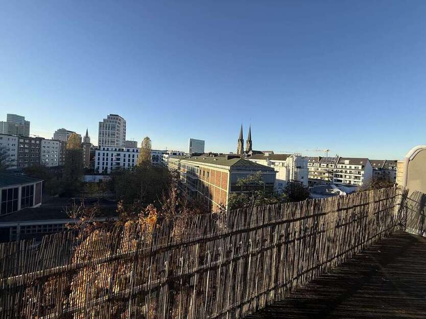 Wohnung zum Mieten in Düsseldorf 1.300 € 75 m²