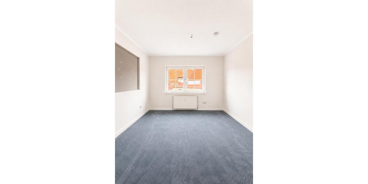 Etagenwohnung Kalbach - 7 Zimmer, 170 m&sup2;, 1.000&euro; | Angebot:26665471