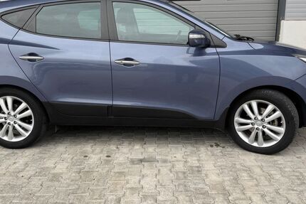 Hyundai ix35 160.988 km 7.900 &euro; Offenburg 77654