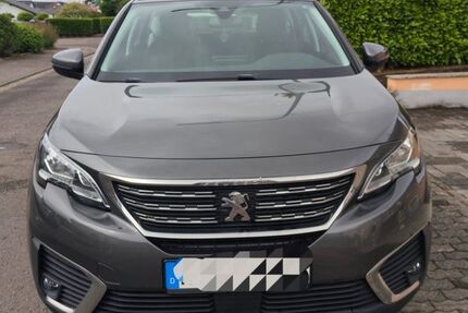 Peugeot 5008 73.500 km 14.900 &euro; Losheim Am See 66679