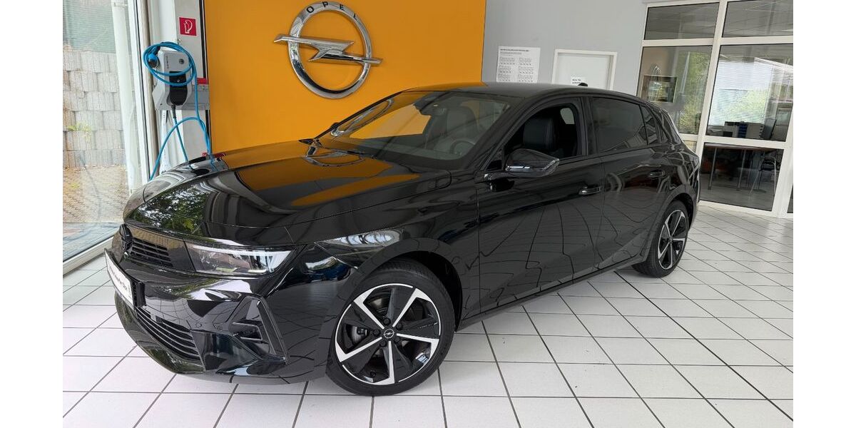 Opel Astra 2.300 km 19.999 &euro; Olpe 57462