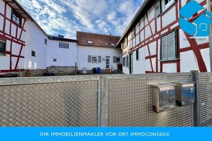 Geräumiges Haus im Kern von Butzbach-Niederweisel!