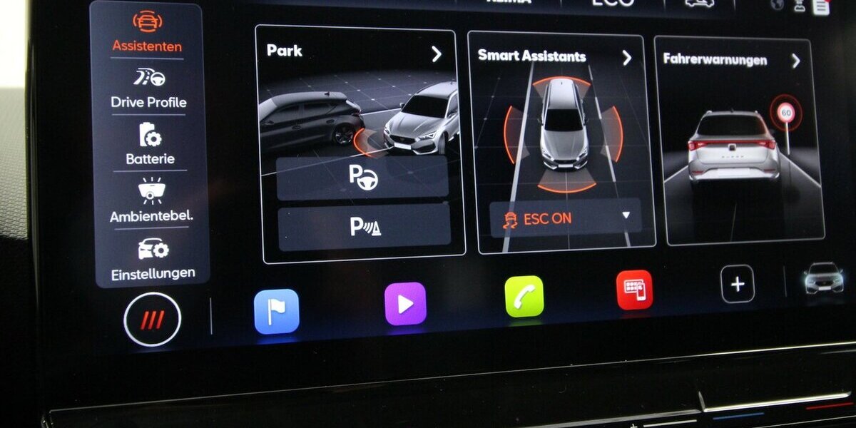 Cupra Leon Sportstourer e-HYBRID 6-DSG NAVI+LED+KAMERA 21.936 km 28.900 &euro; Hagenow 19230