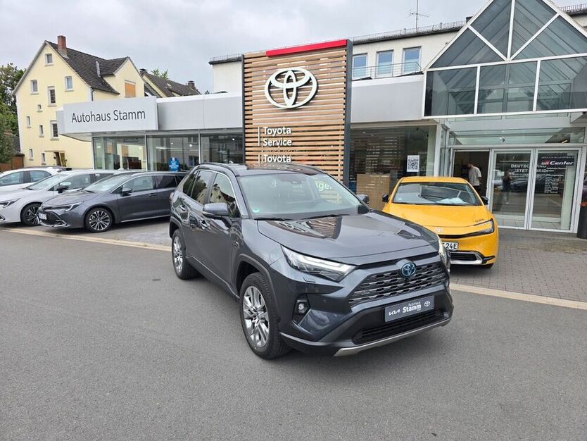 RAV 4