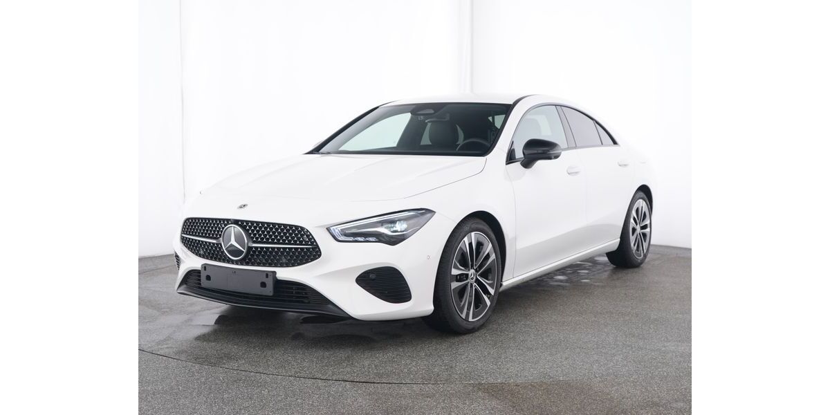Mercedes-Benz CLA 180 11.428 km 33.818 &euro; Bad Oldesloe 23843