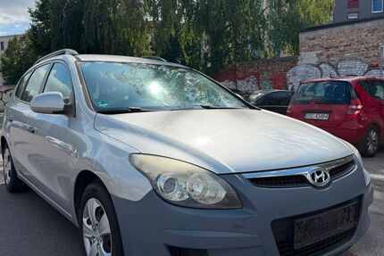 Hyundai i30 330.000 km 599 &euro; Magdeburg 39112