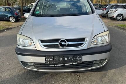 Opel Zafira 95.000 km 2.600 &euro; Bonn 53179