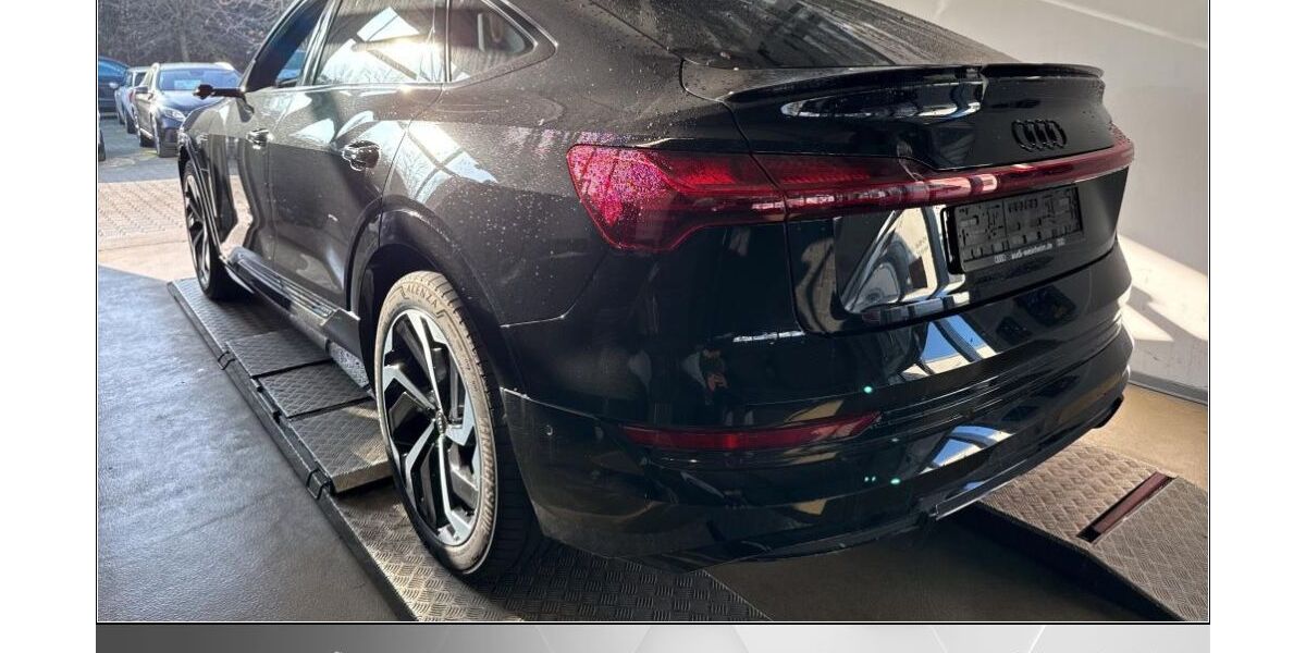 Audi e-tron 92.101 km 38.970 &euro; Helmstedt 38350