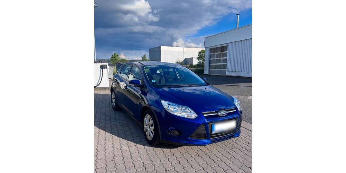 Ford Focus 132.300 km 4.800 &euro; Schönbrunn 08485