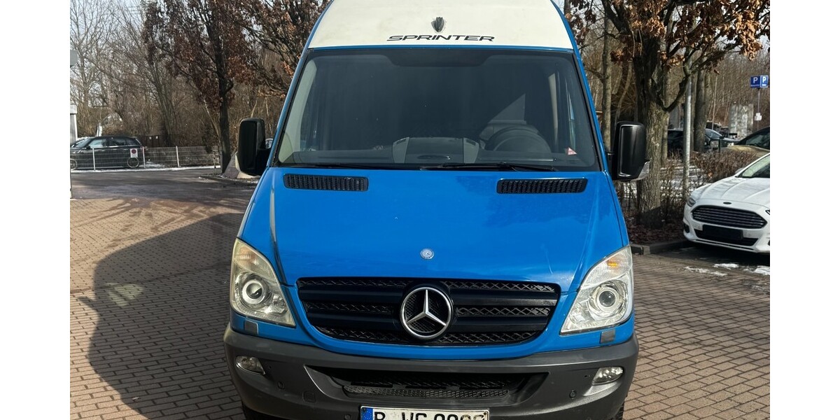 Mercedes-Benz Sprinter 234.651 km 12.990 &euro; Berlin 10178
