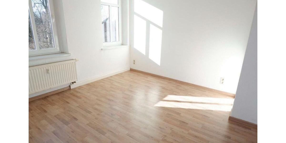 Dachgeschoßwohnung Chemnitz Kapellenberg - 4 Zimmer, 100 m&sup2;, 87.000&euro; | Angebot:27029015