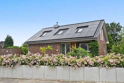 Haus Altwittenbek - 6 Zimmer, 214 m&sup2;, 775.000&euro; | Angebot:27103827