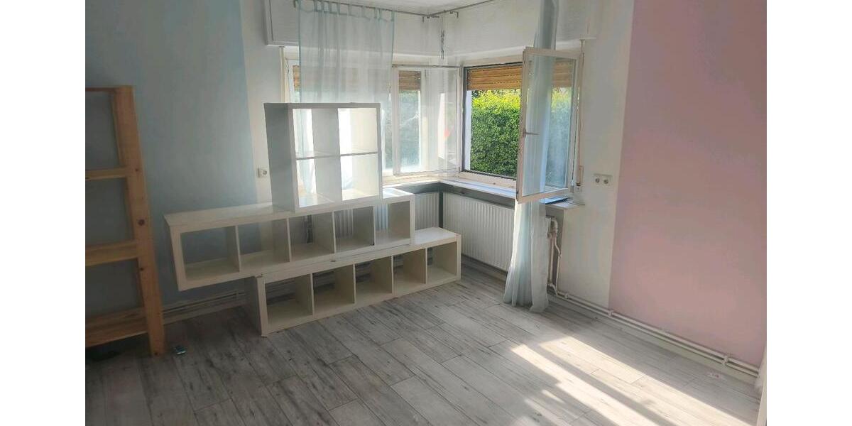 Etagenwohnung Lampertheim - 4 Zimmer, 100 m&sup2;, 1.500&euro; | Angebot:26671595