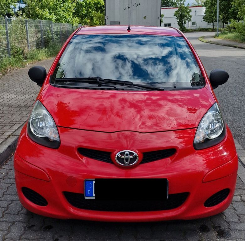 Aygo (X)